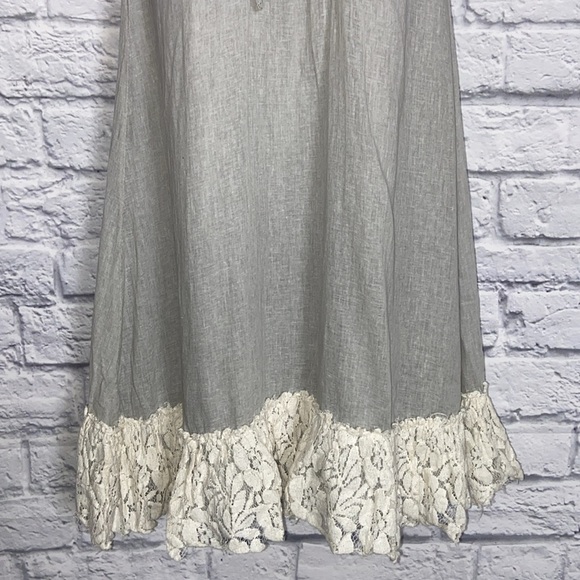 A'Reve Gray and Off White Lace Sleeveless Cottagecore Dress size Small - Picture 4 of 17